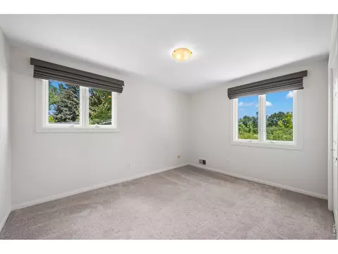 Bedroom - 4398 Carter Trl, Boulder, CO 80301 photo 2 of 4