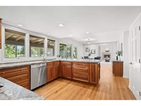 Kitchen - 4398 Carter Trl, Boulder, CO 80301 photo 4 of 6