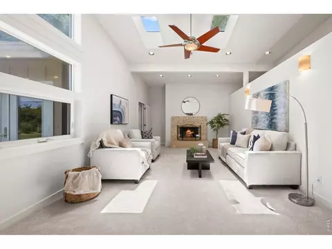 Living - 4398 Carter Trl, Boulder, CO 80301 photo 2 of 5
