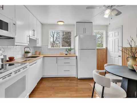 4493 Canterbury Dr, Boulder, CO 80301 photo 5