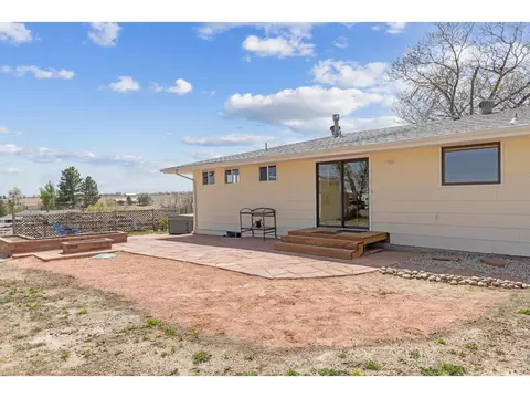 Exterior - 218 Bothun Rd, Berthoud, CO 80513 photo 3 of 6