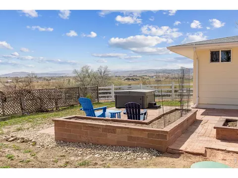 Exterior - 218 Bothun Rd, Berthoud, CO 80513 photo 4 of 6