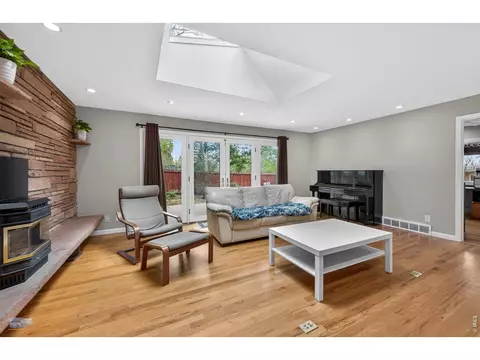 Living - 315 Evergreen Ave, Boulder, CO 80304 photo 2 of 4