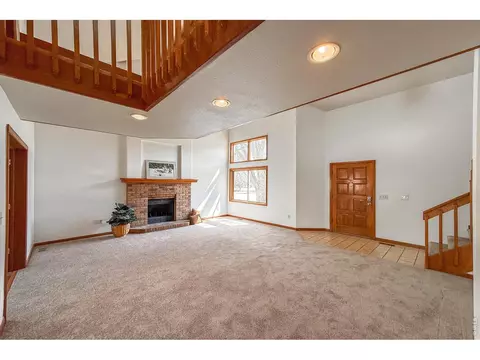 Living - 202 Welch Dr, Lyons, CO 80540 photo 2 of 11