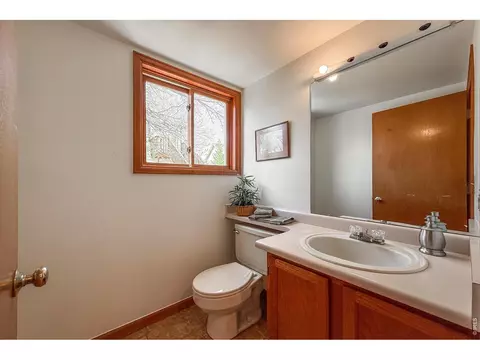 Bath - 202 Welch Dr, Lyons, CO 80540 photo 1 of 3