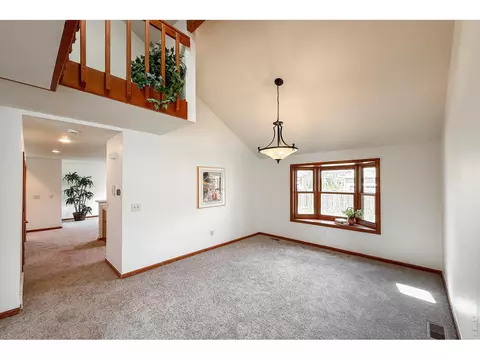 Living - 202 Welch Dr, Lyons, CO 80540 photo 8 of 11