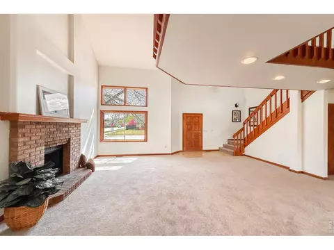 Living - 202 Welch Dr, Lyons, CO 80540 photo 5 of 11