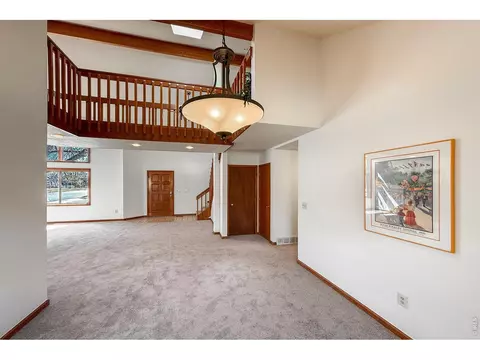 Living - 202 Welch Dr, Lyons, CO 80540 photo 9 of 11