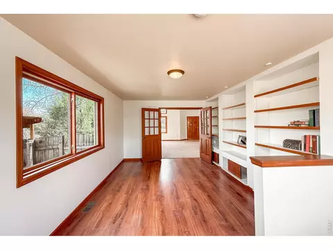 Living - 202 Welch Dr, Lyons, CO 80540 photo 7 of 11