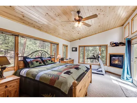 Bedroom - 117 Aspen Dr, Lyons, CO 80540 photo 1 of 9