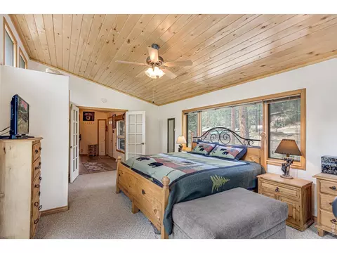 Bedroom - 117 Aspen Dr, Lyons, CO 80540 photo 4 of 9