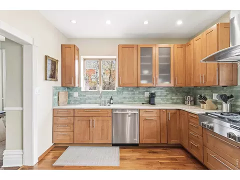 Kitchen - 505 Pine St, Boulder, CO 80302 photo 1 of 5
