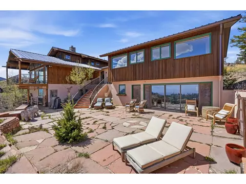 Exterior - 393 Dixon Rd, Boulder, CO 80302 photo 4 of 12