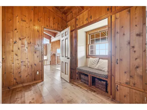 Entry Way - 393 Dixon Rd, Boulder, CO 80302 photo 2 of 2