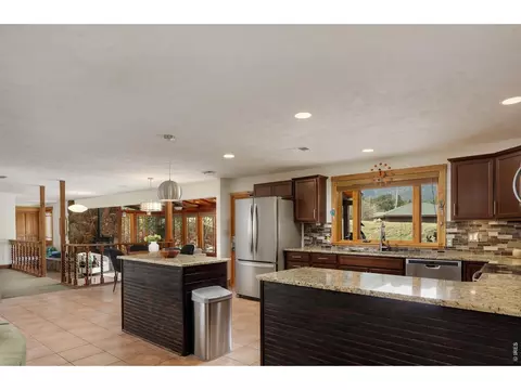 Kitchen - 655 Kiowa Rd, Lyons, CO 80540 photo 4 of 5