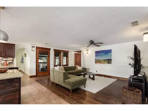 Living - 655 Kiowa Rd, Lyons, CO 80540 photo 3 of 6