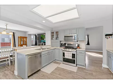 Kitchen - 10473 Sunburst Ave, Longmont, CO 80504 photo 2 of 3