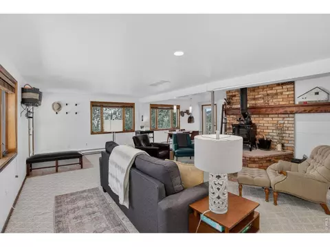 Living - 760 Hickory Dr, Lyons, CO 80540 photo 2 of 4
