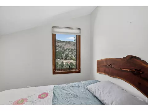 Bedroom - 760 Hickory Dr, Lyons, CO 80540 photo 6 of 8