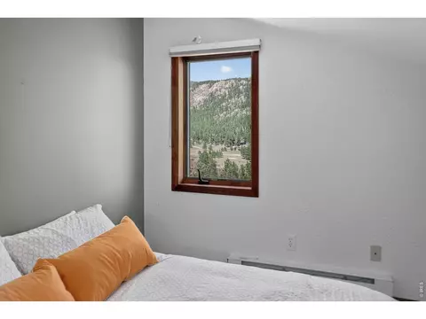 Bedroom - 760 Hickory Dr, Lyons, CO 80540 photo 5 of 8