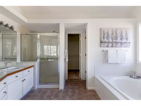 Bath - 6836 Idylwild Ct, Boulder, CO 80301 photo 1 of 3