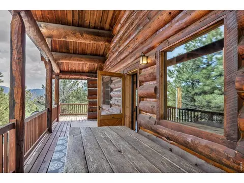Exterior - 679 Cougar Dr, Boulder, CO 80302 photo 2 of 9