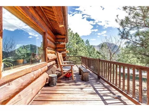 Exterior - 679 Cougar Dr, Boulder, CO 80302 photo 1 of 9