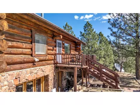 Exterior - 679 Cougar Dr, Boulder, CO 80302 photo 7 of 9