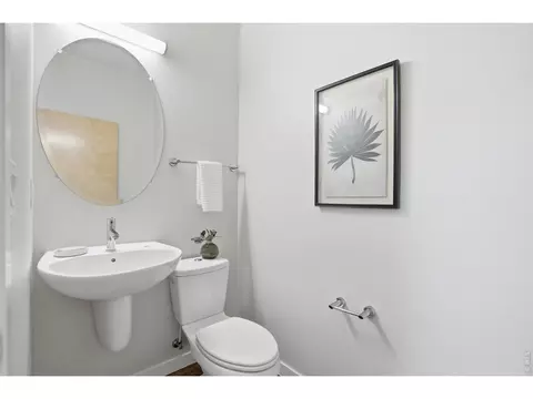 Bath - 1802 Canyon Blvd #3, Boulder, CO 80302 photo 1 of 4