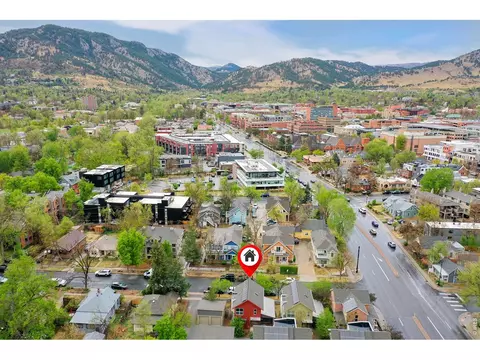 View/Area - 1802 Canyon Blvd #3, Boulder, CO 80302 photo 5 of 9