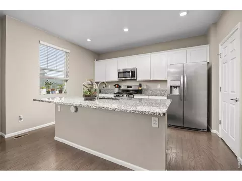 Kitchen - 5400 Silverleaf Ave, Longmont, CO 80504 photo 1 of 3