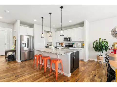 Kitchen - 400 E Michigan Ave, Berthoud, CO 80513 photo 3 of 4