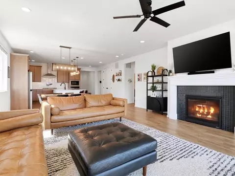 Living - 1181 Nathan Pl, Lafayette, CO 80026 photo 2 of 4