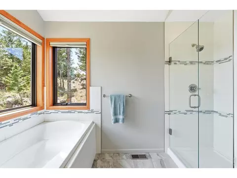 Bath - 84 Canon View Rd, Boulder, CO 80302 photo 2 of 3