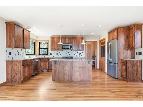 Kitchen - 84 Canon View Rd, Boulder, CO 80302 photo 2 of 3