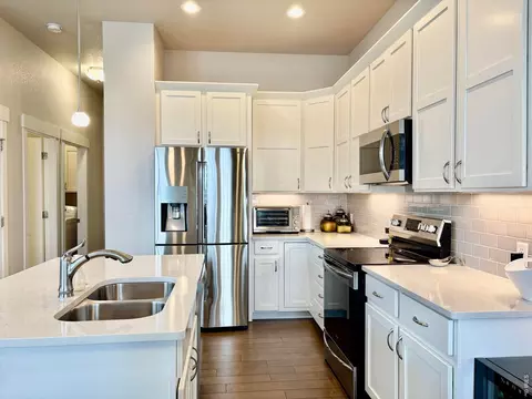 6316 Pumpkin Ridge Dr #6316-1, Windsor, CO 80550