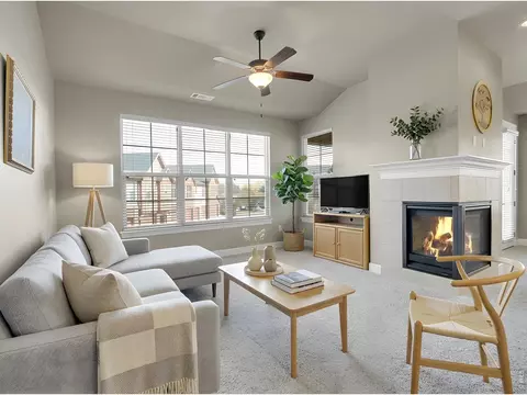 1379 Charles Dr # E5, Longmont, CO 80503