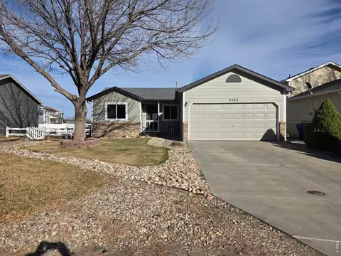 2585 Tungsten Ct, Loveland, CO 80537