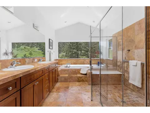 Bath - 95 Rowell Dr, Lyons, CO 80540 photo 1 of 5