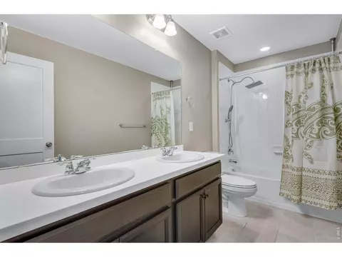 27890 E 7th Pl, Aurora, CO 80018 photo 40