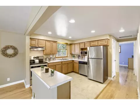 Kitchen - 125 S 33rd St, Boulder, CO 80305 photo 2 of 3