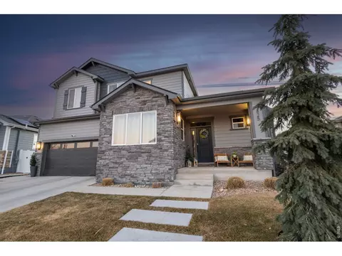 825 Shirttail Peak Dr, Windsor, CO 80550