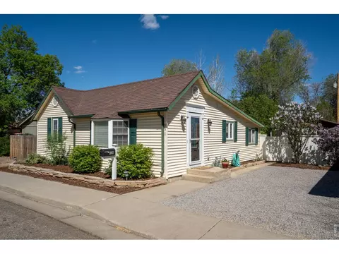 936 6th St, Berthoud, CO 80513