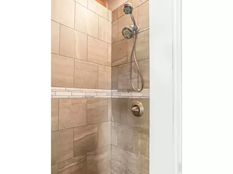 Bath - 24043 Eagle Cliff Trl, Conifer, CO 80433 photo 5 of 5