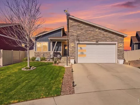 715 Apex Trl, Ault, CO 80610