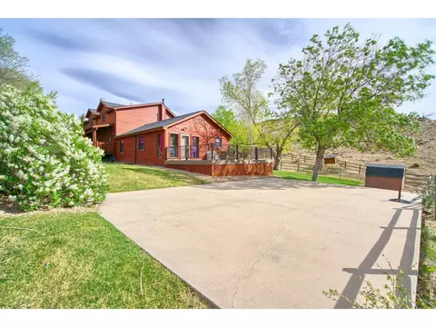 320 Del Monte Rd, Berthoud, CO 80513 photo 4