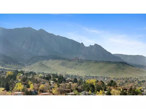 View/Area - 3620 Silver Plume Ln, Boulder, CO 80305 photo 9 of 10