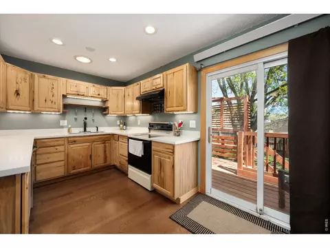 Kitchen - 811 Table Mountain Ct, Windsor, CO 80550 photo 2 of 5