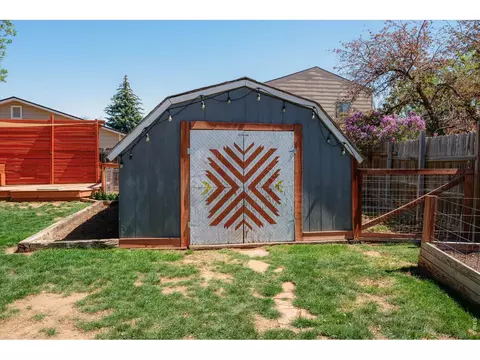 Exterior - 811 Table Mountain Ct, Windsor, CO 80550 photo 7 of 16