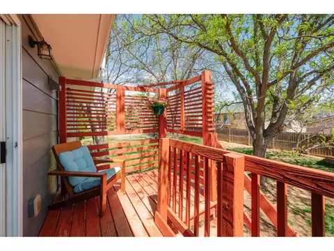 Exterior - 811 Table Mountain Ct, Windsor, CO 80550 photo 4 of 16